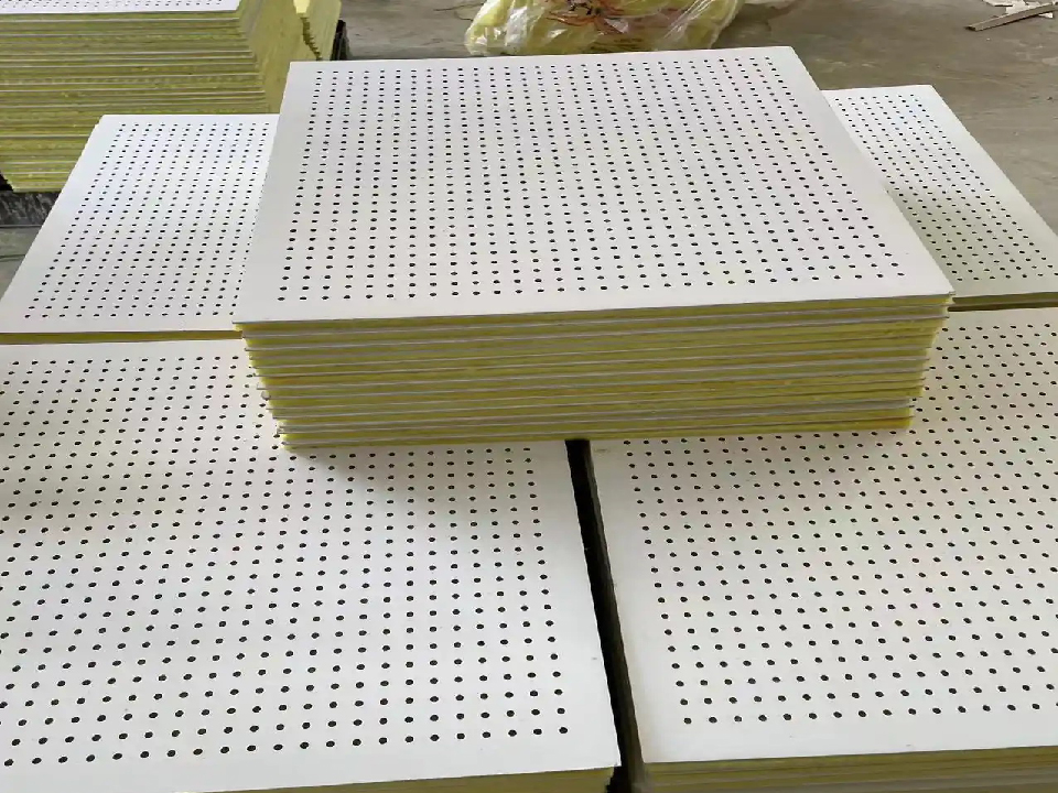 岩棉穿孔吸音板