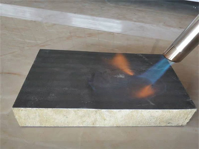 外牆美女羞羞网站